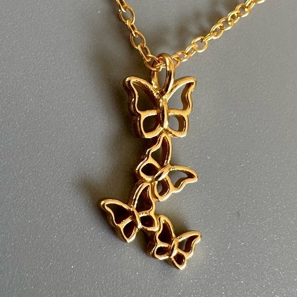 14k Gold Dainty Butterfly Necklace - Picture 9 of 9